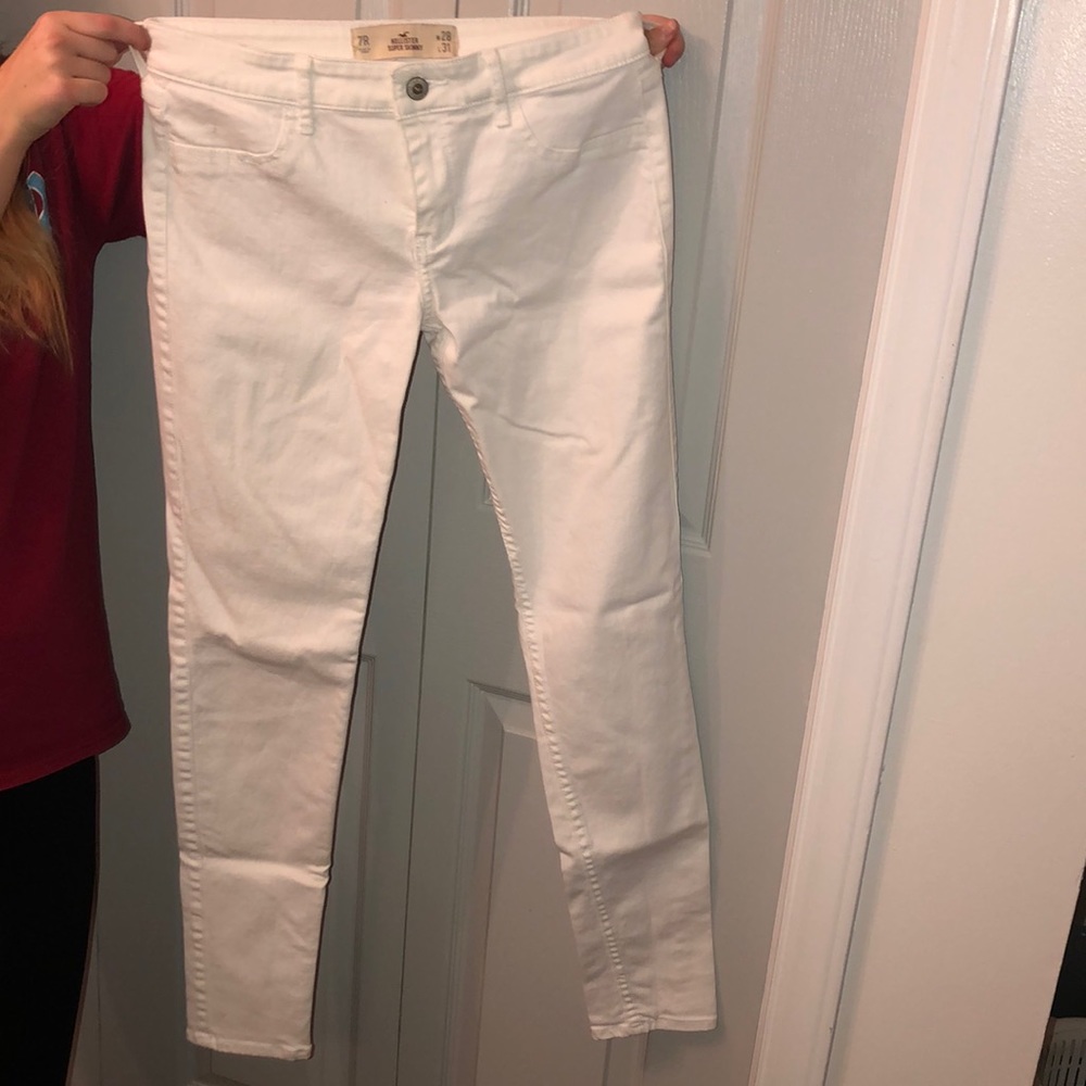 Hollister supper skinny Regular length. 28w 31L